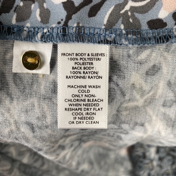 LOFT | Women’s blue grey pink floral tunic‎ | flowy | 100% Polyester | Medium | - Picture 9 of 9